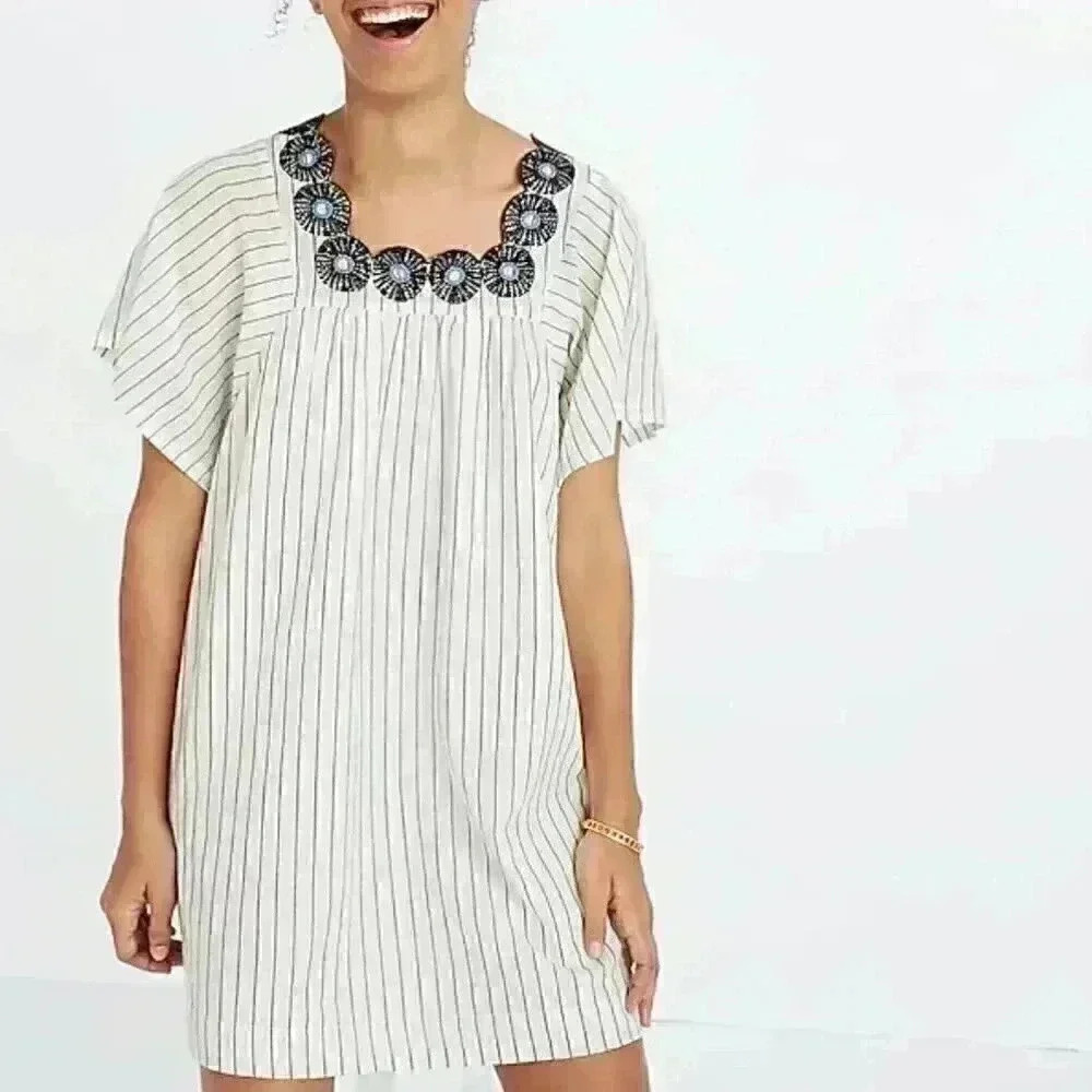 Madewell Embroidered Butterfly Dress in Stripe Size Medium